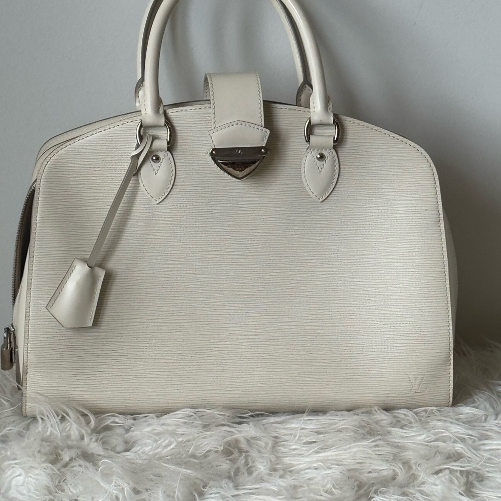 Louis Vuitton Cream Satchel Bag